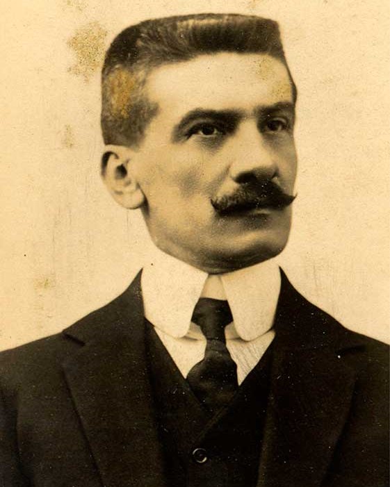 Ismael Enrique Arciniegas